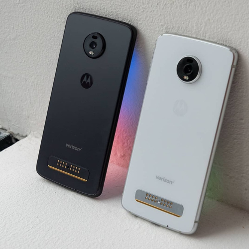 Motorola Z4 - Vue de face, Blanc